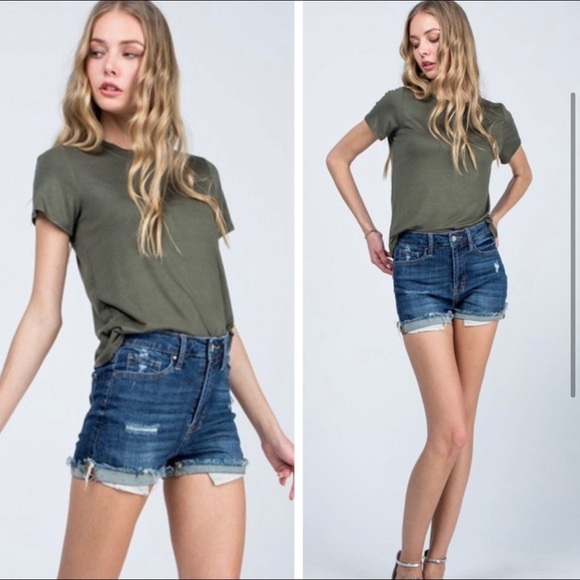 New! Clearance High waisted rolled hem shortie - Picture 3 of 4